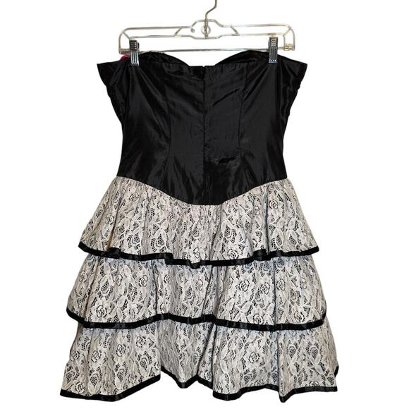 Vintage Betsey Johnson Strapless Lacy‎ Tiered Dress Gothic Lolita Sz 10 - Picture 6 of 8
